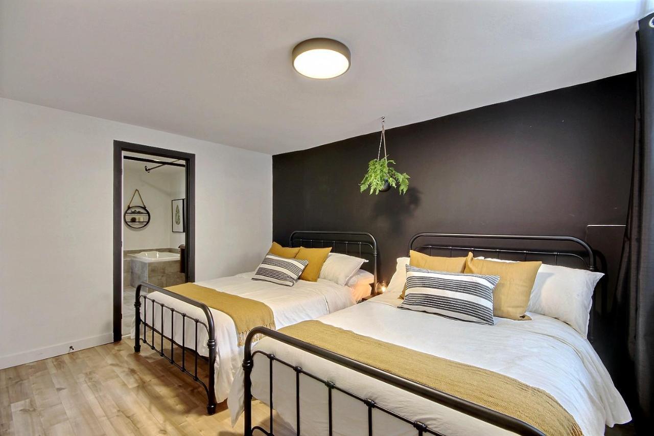 Le Gentleman // Downtown Spacious Condo Квебек Экстерьер фото